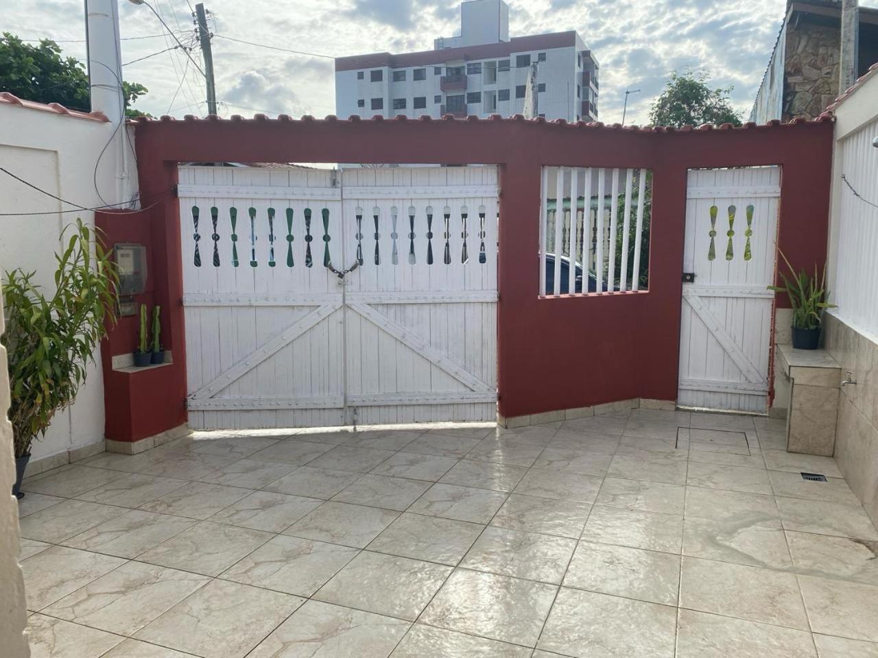 Casa Do Lado Da Praia, 100 Metros Da Praia. Villa Mongagua Bagian luar foto